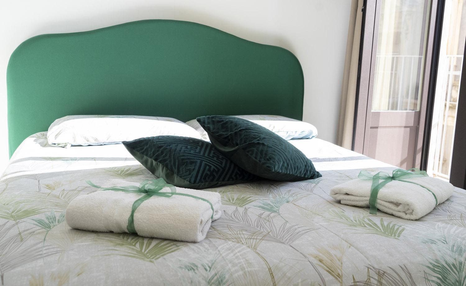Martiry Suite Apartment Catania Bagian luar foto